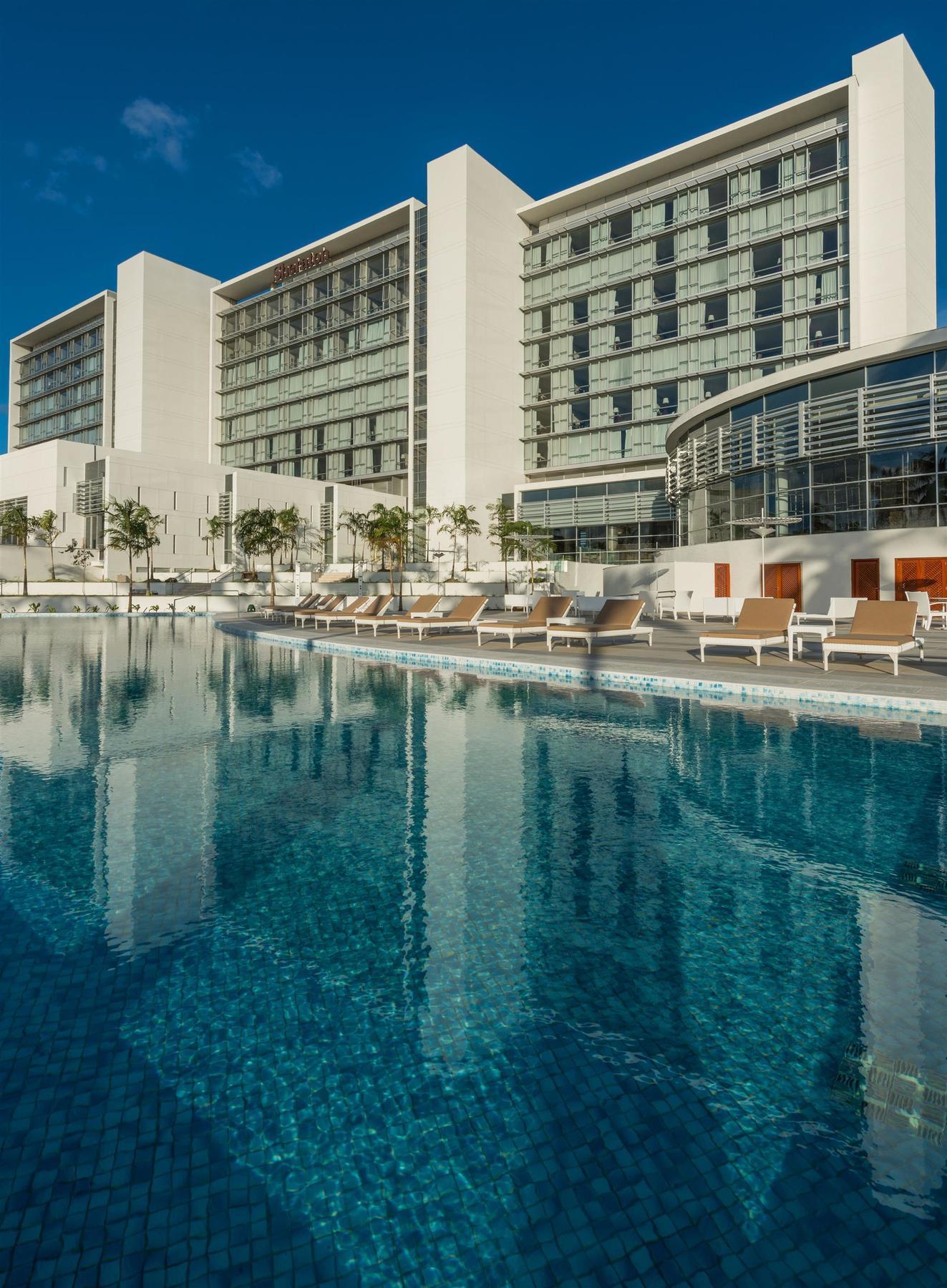 Sheraton Reserva Do Paiva Cabo de Santo Agostinho Extérieur photo The pool at the hotel